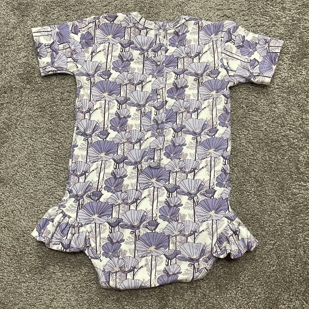 Kate Quinn Small Purple Poppy Ruffle Leg